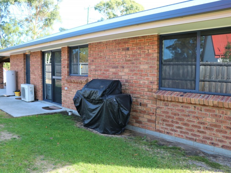 1/74 Medeas Cove Esplanade, St Helens TAS 7216