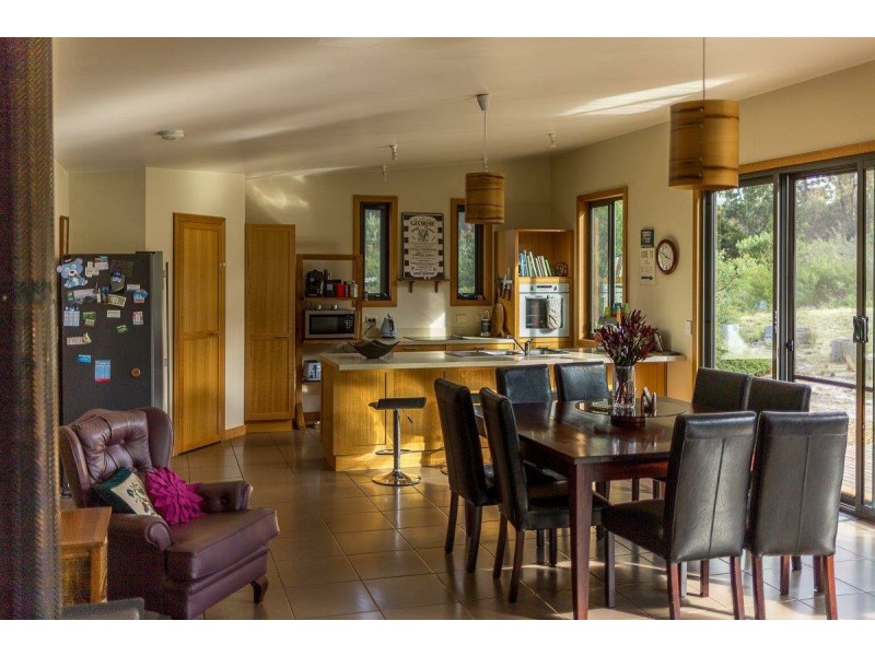 266 Gardens Road, Binalong Bay TAS 7216