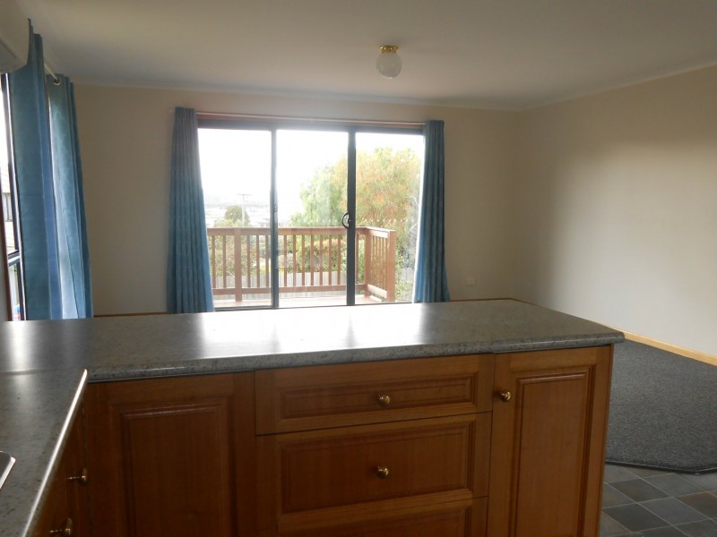 12 Erythos Grove, St Helens TAS 7216