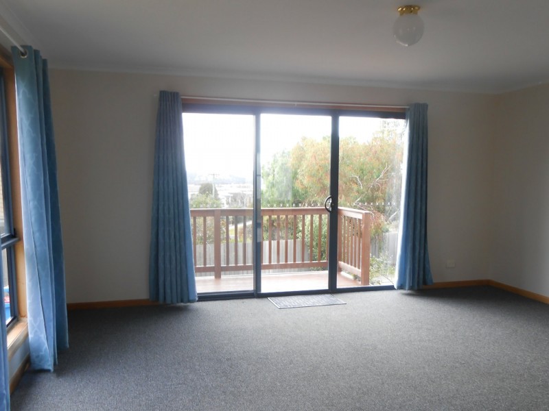 12 Erythos Grove, St Helens TAS 7216