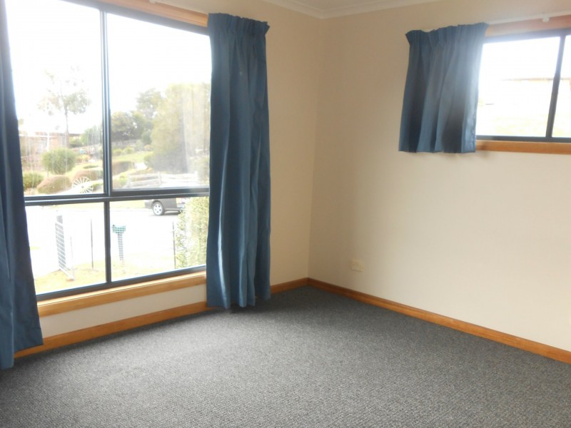 12 Erythos Grove, St Helens TAS 7216