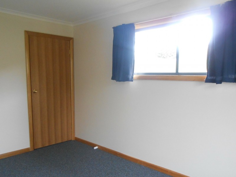 12 Erythos Grove, St Helens TAS 7216