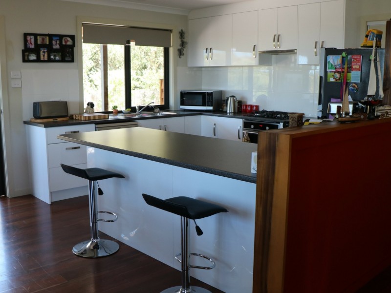 10 Bayvista Rise, St Helens TAS 7216