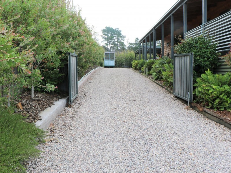 10 Bayvista Rise, St Helens TAS 7216