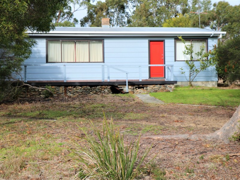 12 Pacific Drive, Binalong Bay TAS 7216