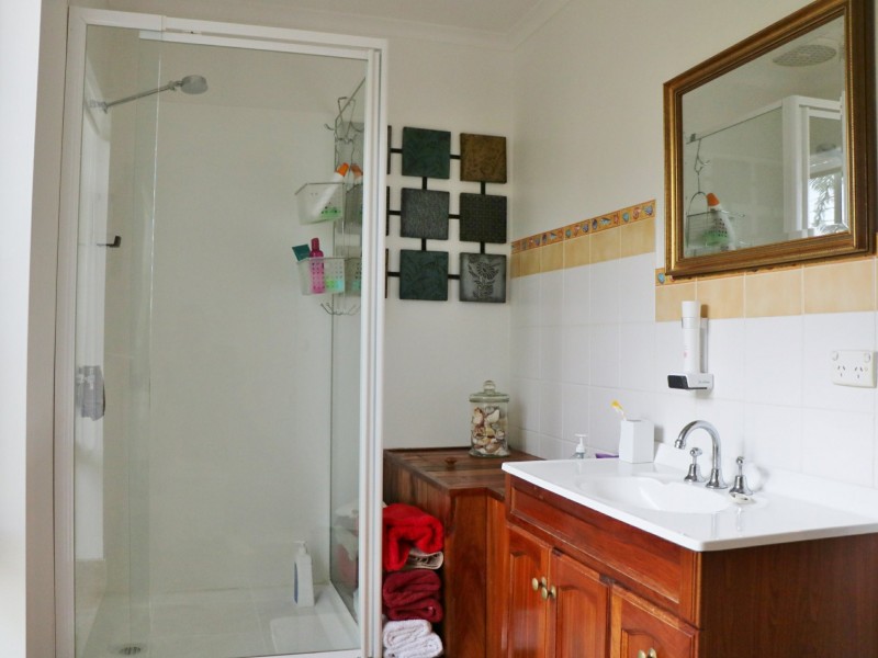 16 Beven Heights, Binalong Bay TAS 7216