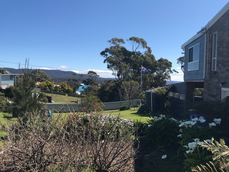 16 Beven Heights, Binalong Bay TAS 7216