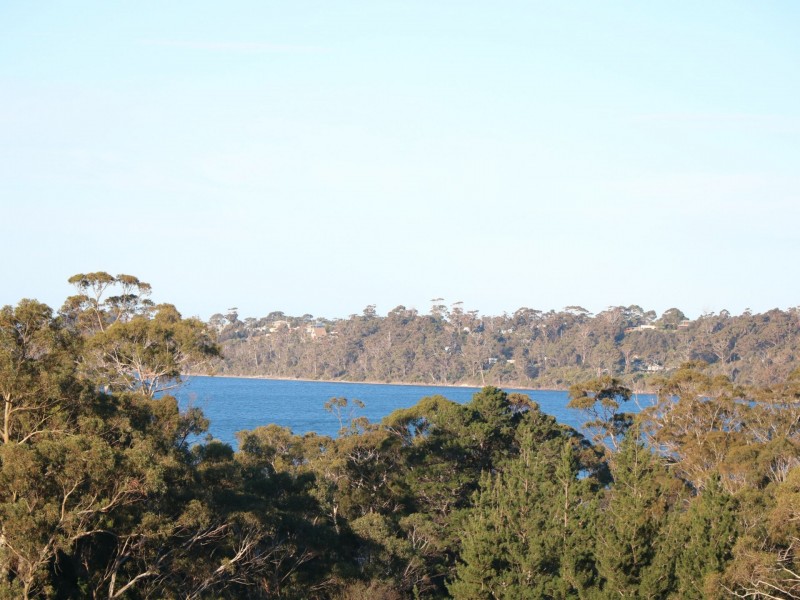 11 Bayvista Rise, St Helens TAS 7216
