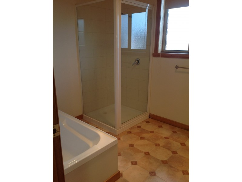 Unit 2/13 Cameron Street, St Helens TAS 7216