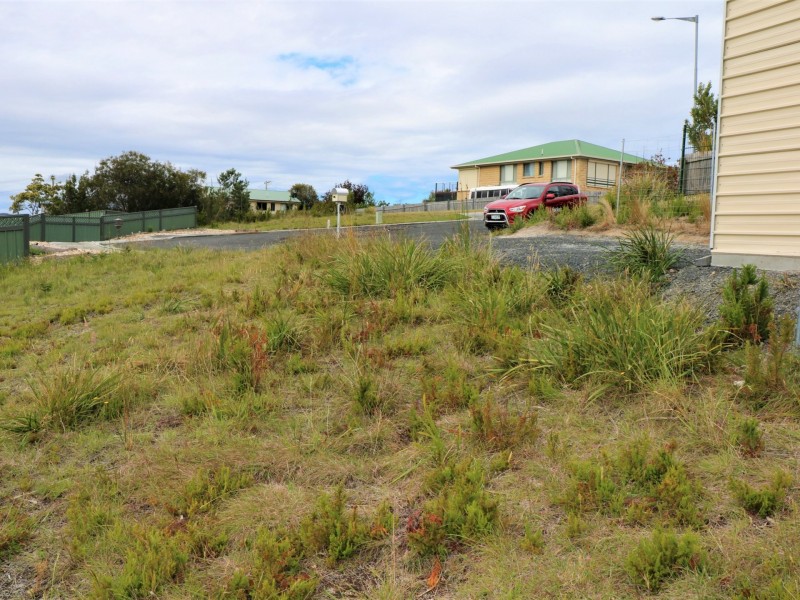 17 Douglas Court, St Helens TAS 7216