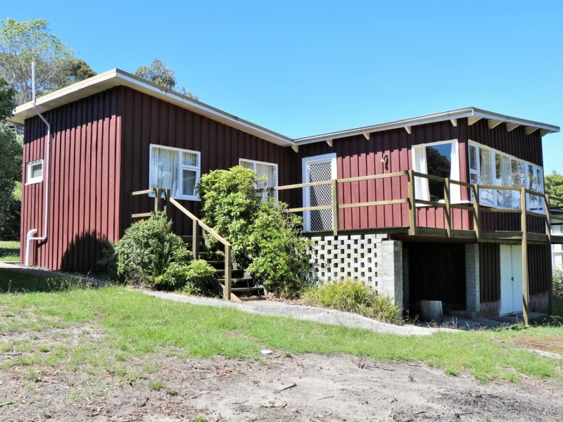 5 Bay view Avenue, Binalong Bay TAS 7216