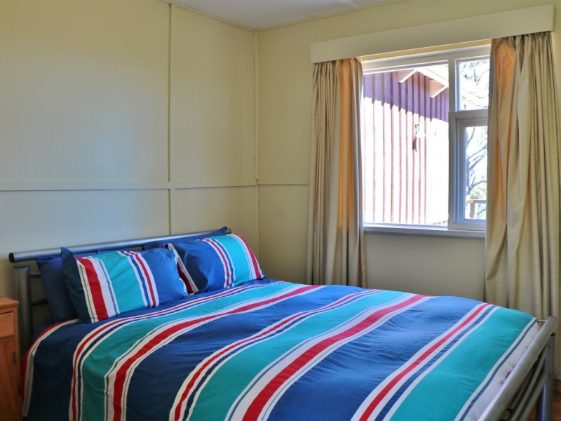 5 Bay view Avenue, Binalong Bay TAS 7216