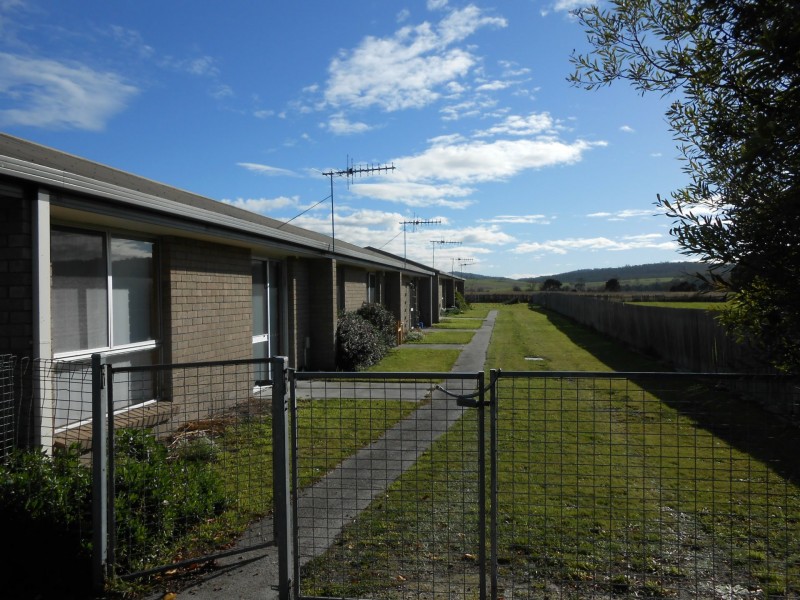 Unit 3/18 Tully Street, St Helens TAS 7216