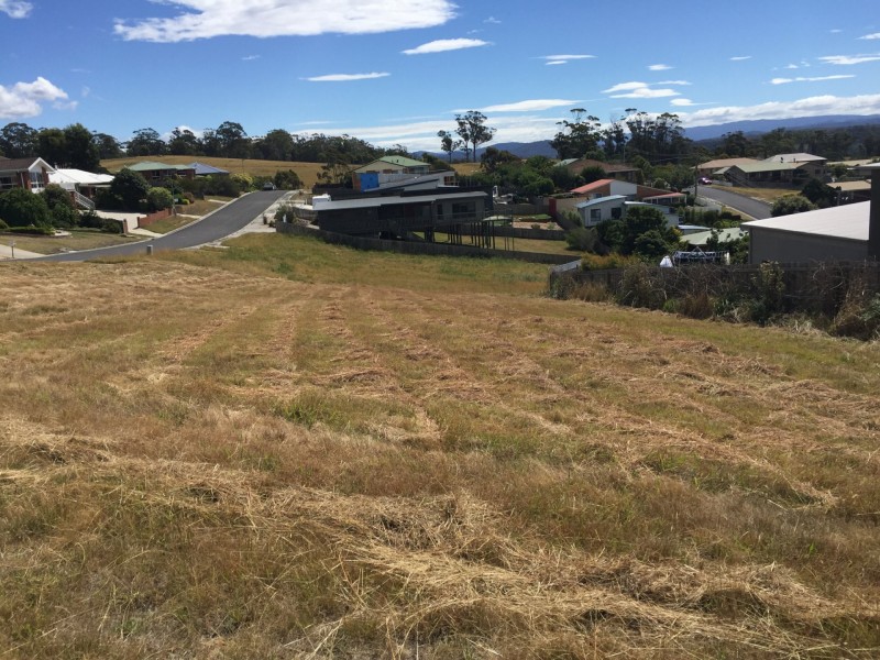 24 Cobrooga Drive, St Helens TAS 7216