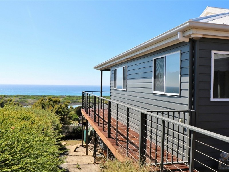 14 Targett Street, Scamander TAS 7215
