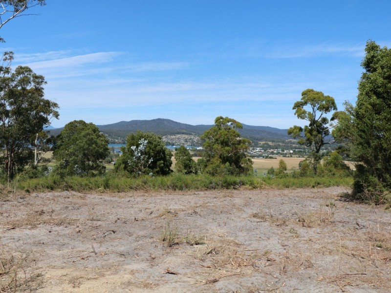 205 Binalong Bay Road, St Helens TAS 7216