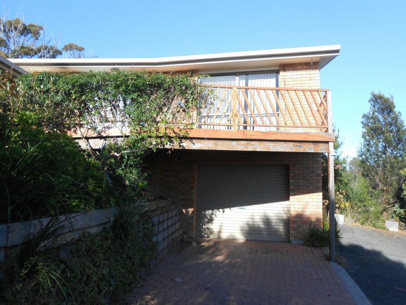 186 Main Road, Binalong Bay TAS 7216