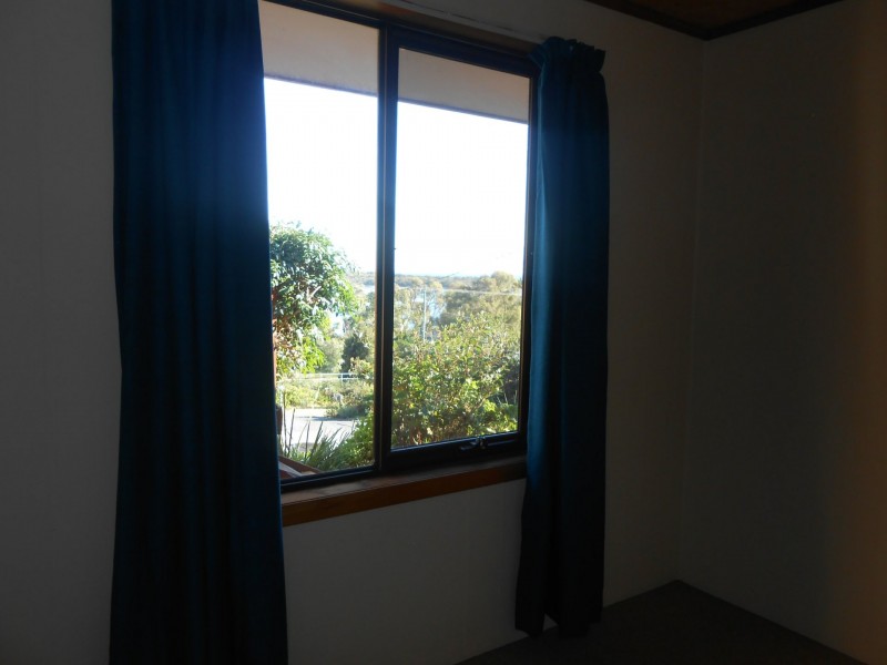 186 Main Road, Binalong Bay TAS 7216