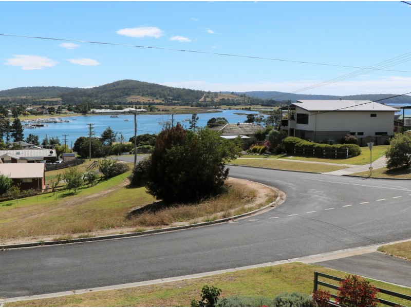 4 Mimosa Street, St Helens TAS 7216