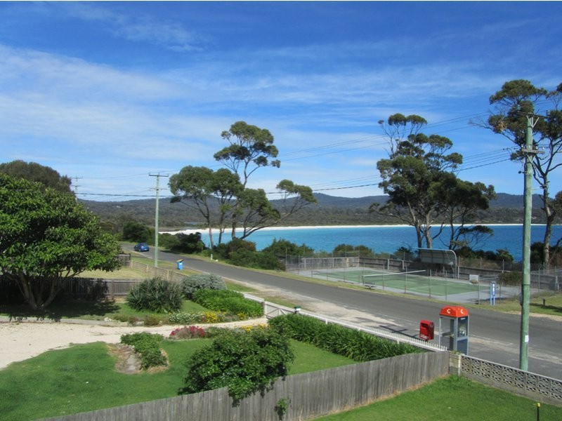 44 Main Road, Binalong Bay TAS 7216