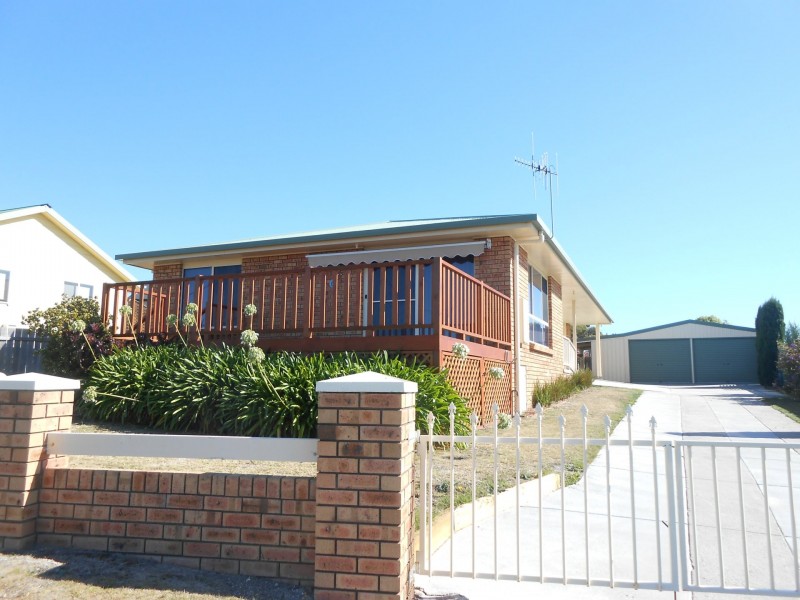 5 Pelican Court, Scamander TAS 7215