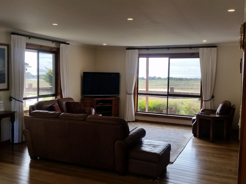 21506 Tasman Highway, Four Mile Creek TAS 7215