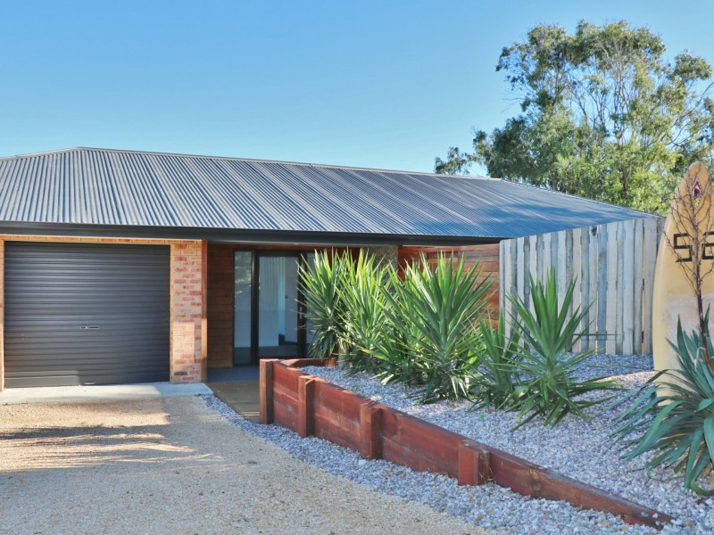 52 Legge Street, Falmouth TAS 7215