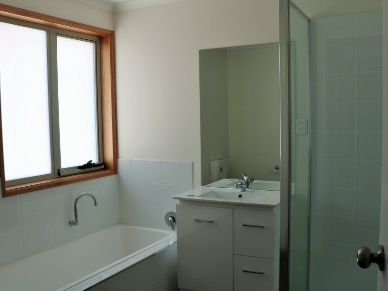 Unit 3/13 Heather Place, St Helens TAS 7216