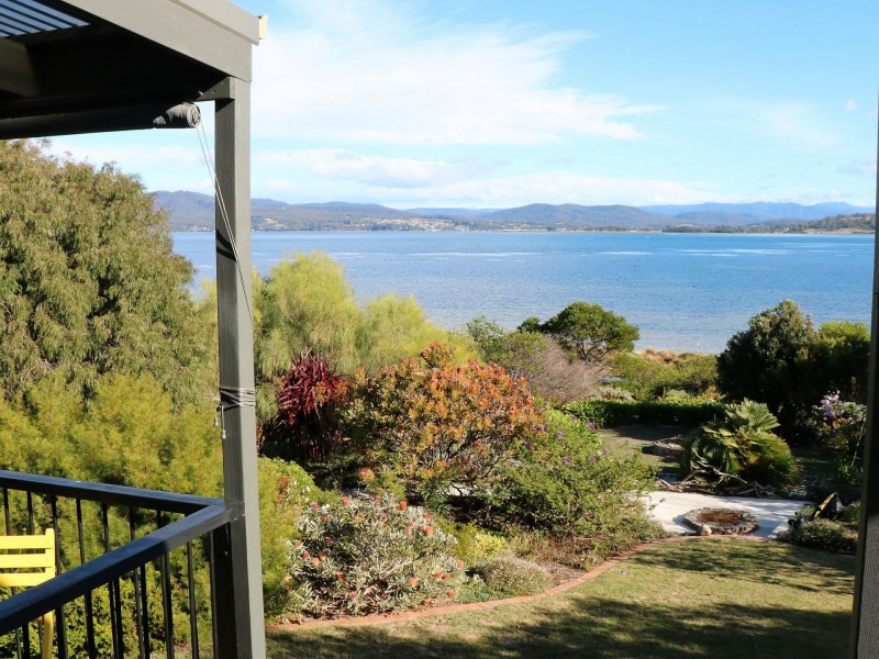 16 Kiama Parade, Akaroa TAS 7216