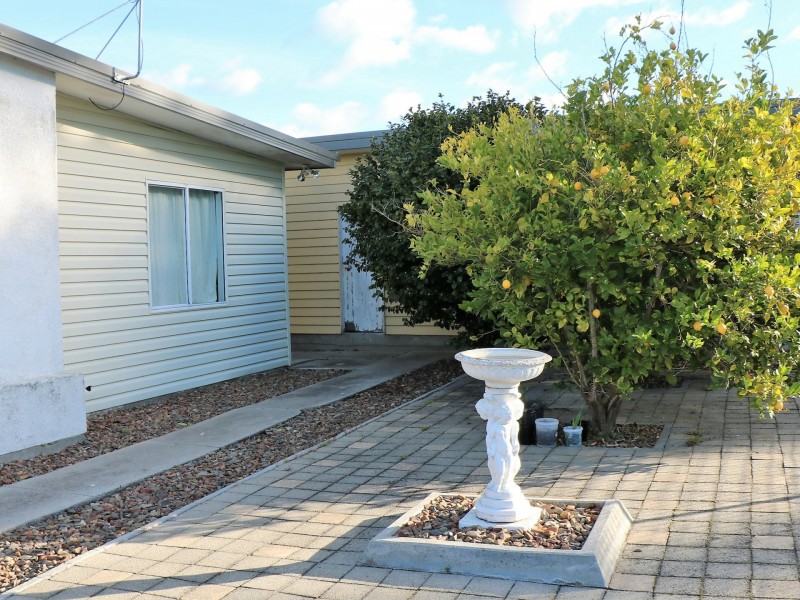 17 Thomas Street, Scamander TAS 7215