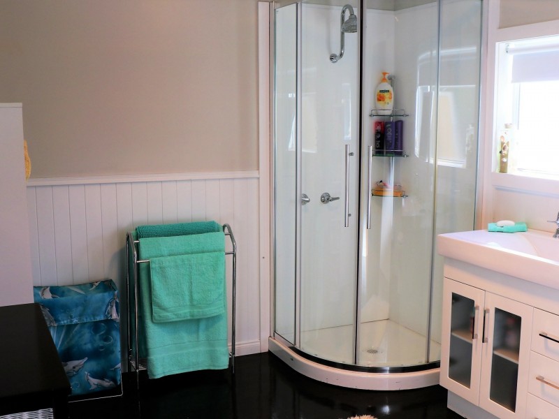 27 Highcrest Avenue, Binalong Bay TAS 7216