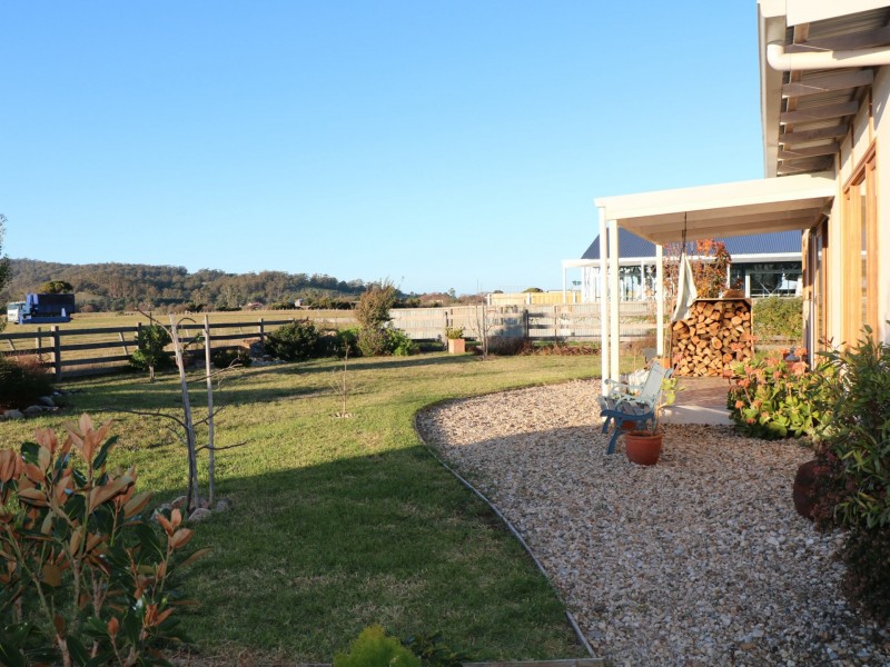 11 Stewart Court, St Helens TAS 7216