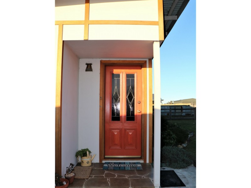11 Stewart Court, St Helens TAS 7216