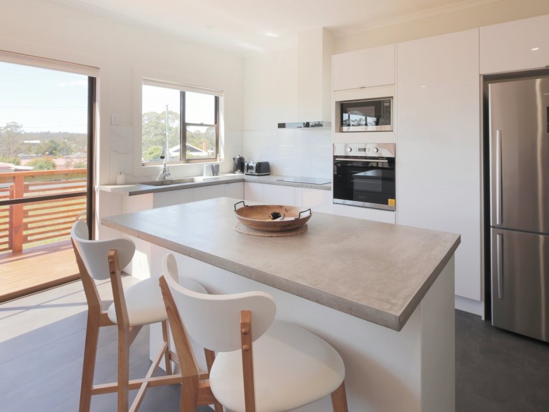 7 Halcyon Grove, St Helens TAS 7216