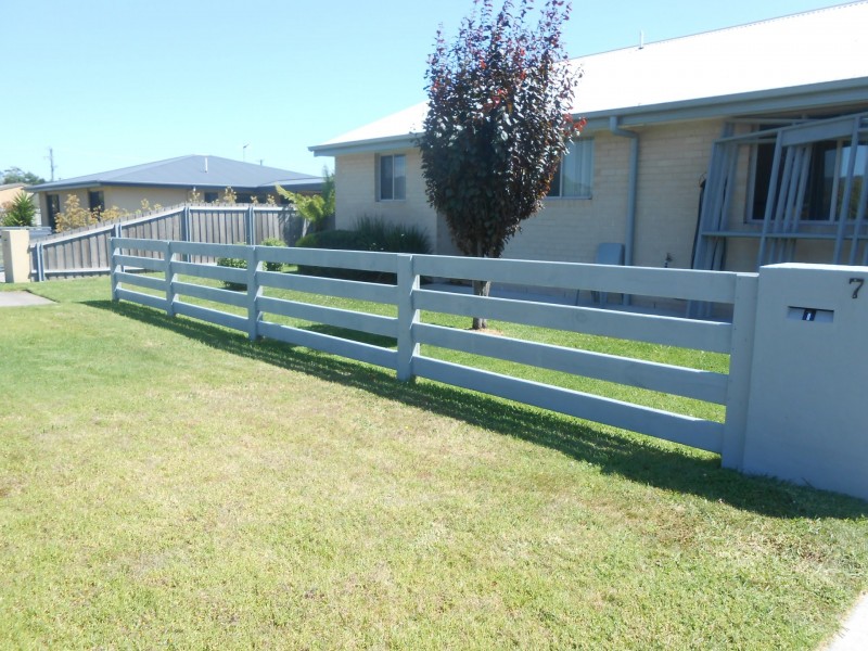 Unit 1/7 Doepel Place, St Helens TAS 7216