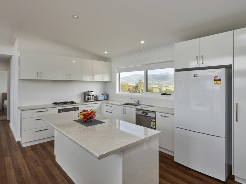 28 Franks Street, Falmouth TAS 7215