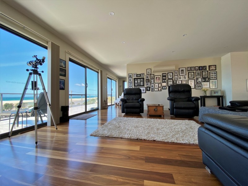 150 Scamander Avenue, Scamander TAS 7215