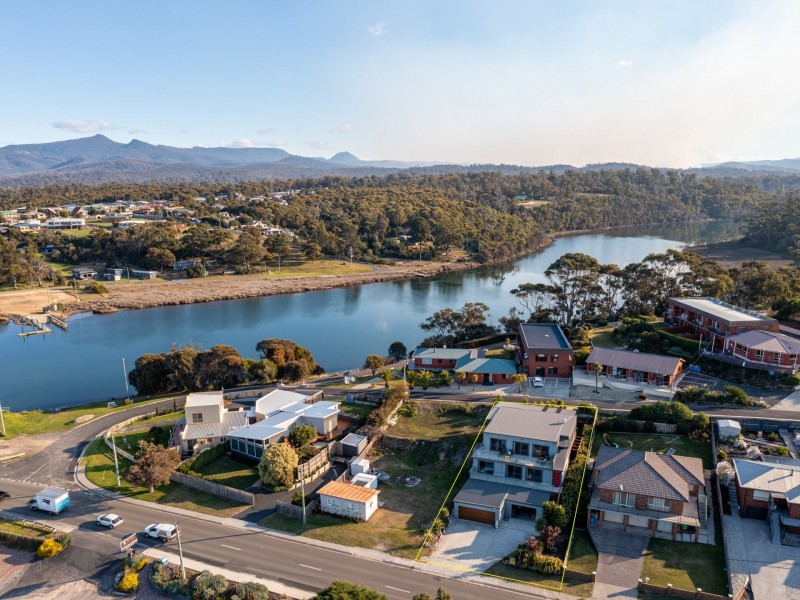 150 Scamander Avenue, Scamander TAS 7215