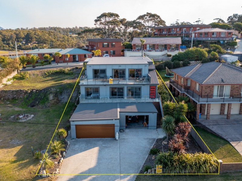150 Scamander Avenue, Scamander TAS 7215
