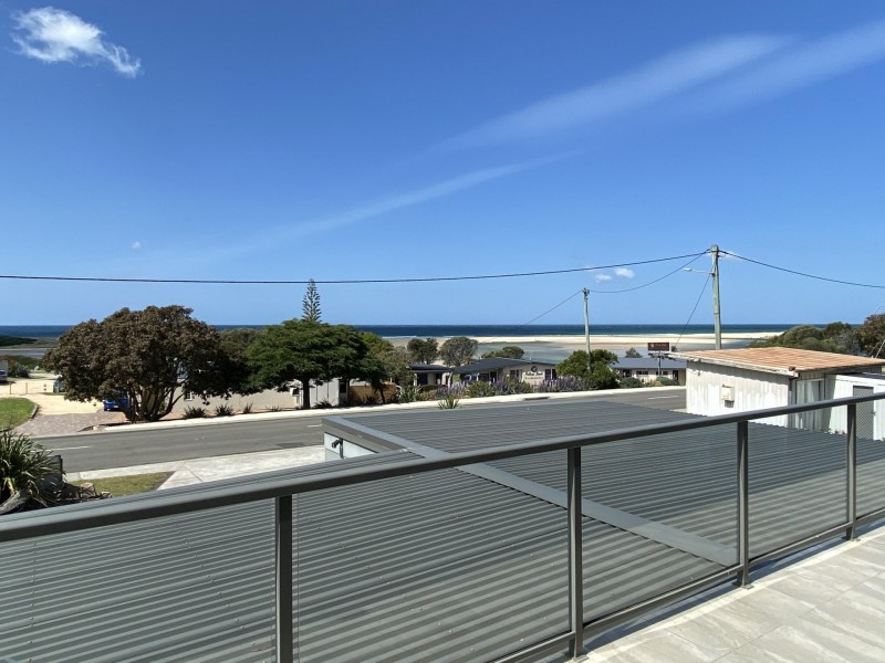150 Scamander Avenue, Scamander TAS 7215