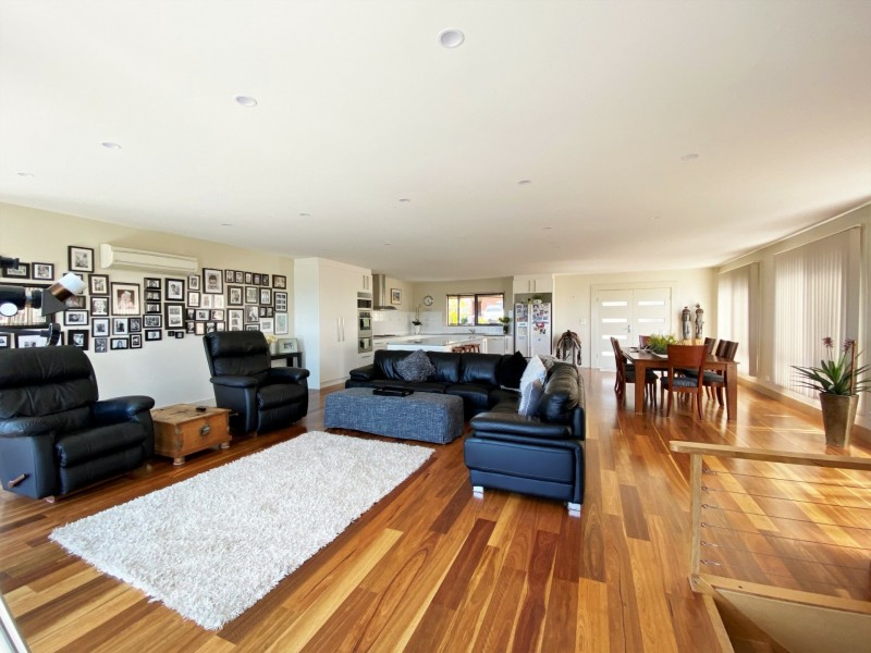 150 Scamander Avenue, Scamander TAS 7215