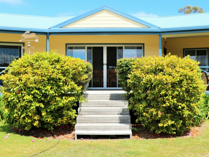 5 Bay Close, St Helens TAS 7216