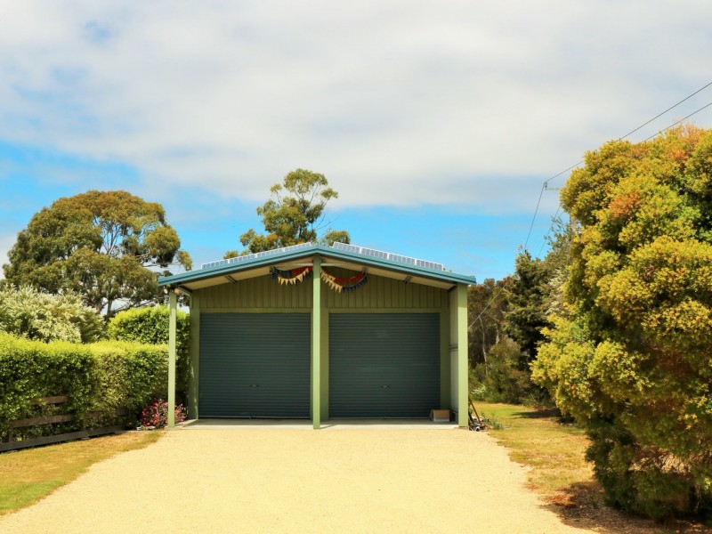 5 Bay Close, St Helens TAS 7216
