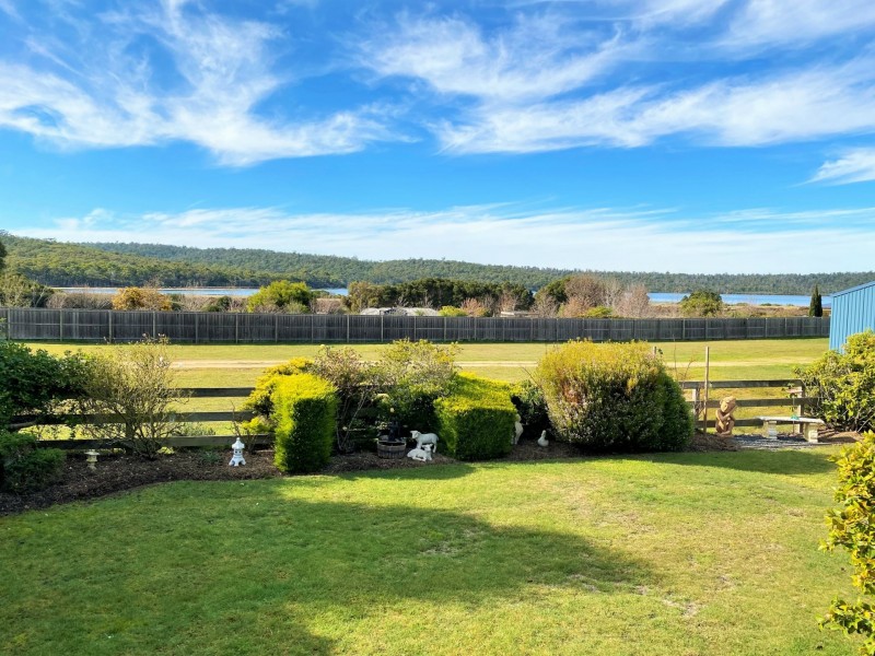5 Bay Close, St Helens TAS 7216
