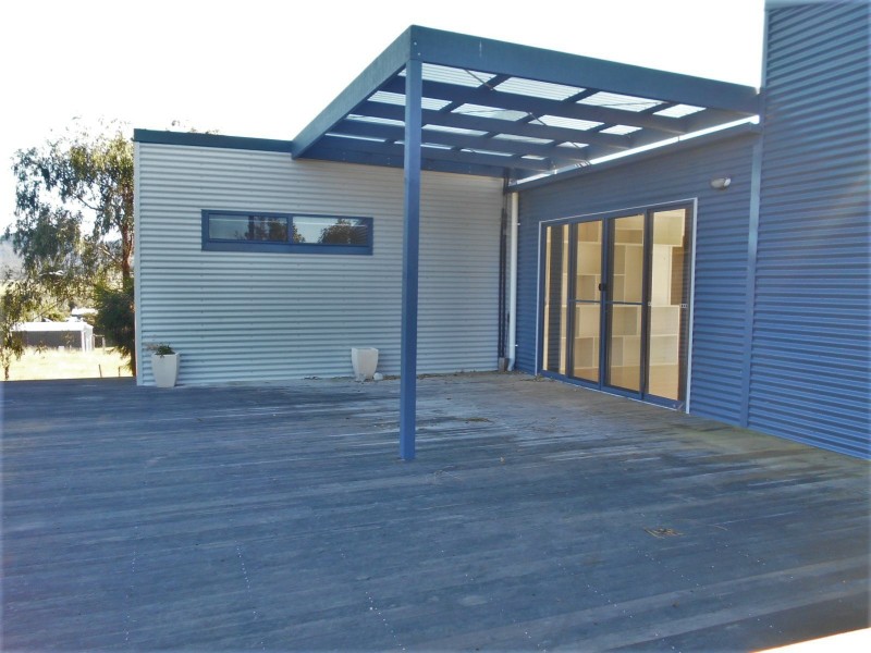 20 Franks Street, Falmouth TAS 7215