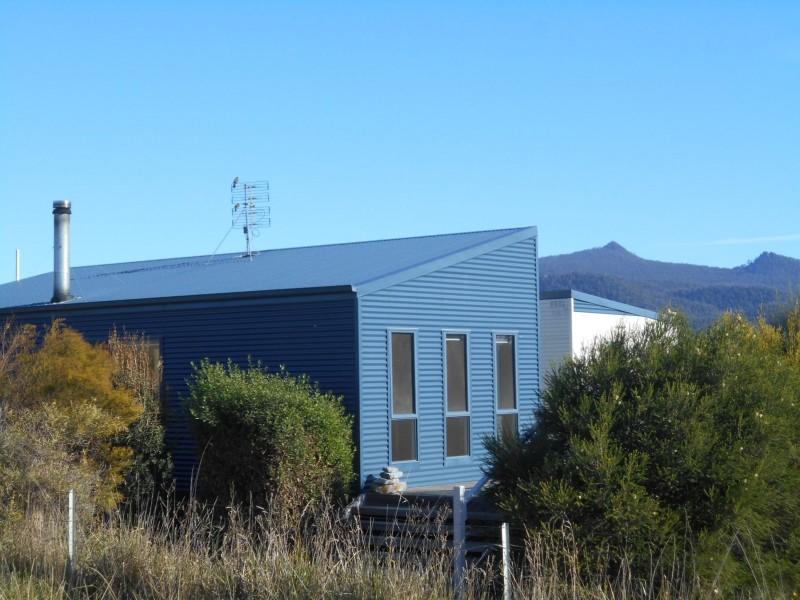 20 Franks Street, Falmouth TAS 7215