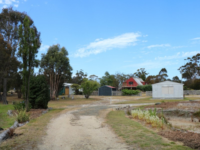 70 Riverview Road, Scamander TAS 7215
