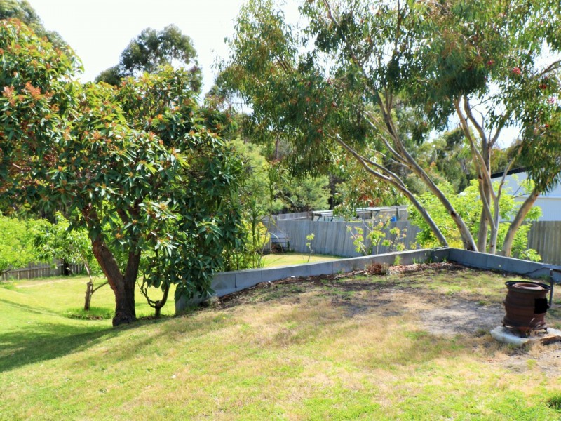 16 Cherrywood Drive, Scamander TAS 7215
