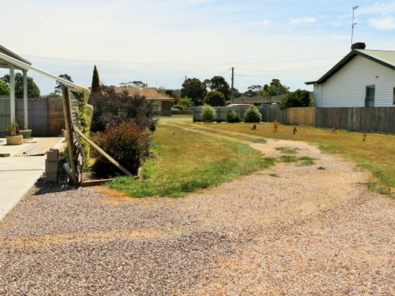 2 Grant Street, St Helens TAS 7216