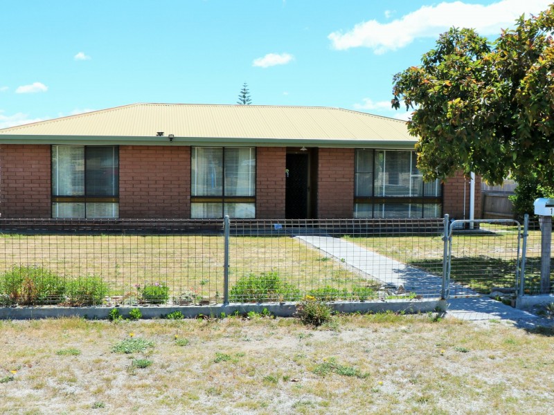 1 Byatt Court, Scamander TAS 7215